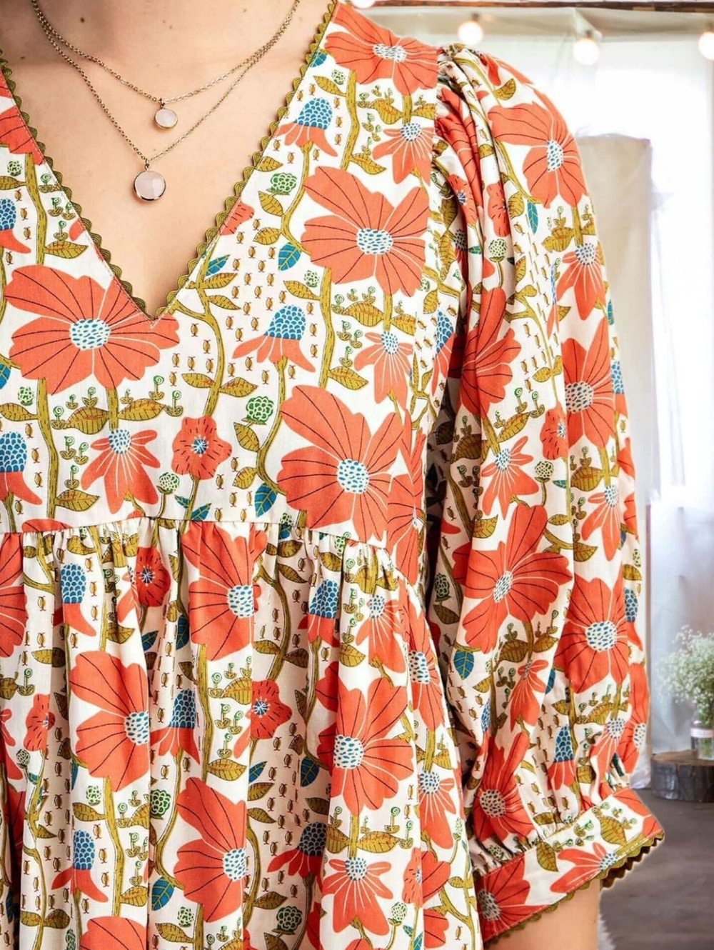 GiGio In the Meadow Floral Mini Dress in Coral and Cream - Picture 2 of 8